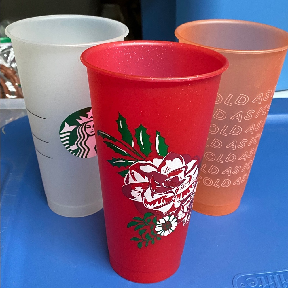 3 Starbucks 2022  Reusable Venti Tumbler Glitter Christmas 24oz Cold
